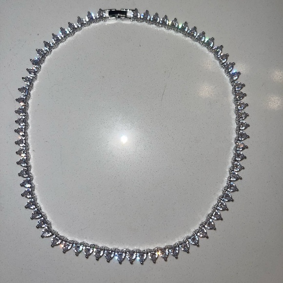 Necklace - Picture 1 of 5